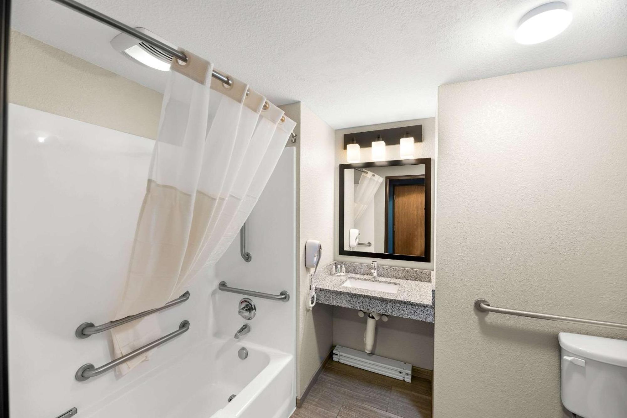 Quality Inn & Suites Big Spring Extérieur photo