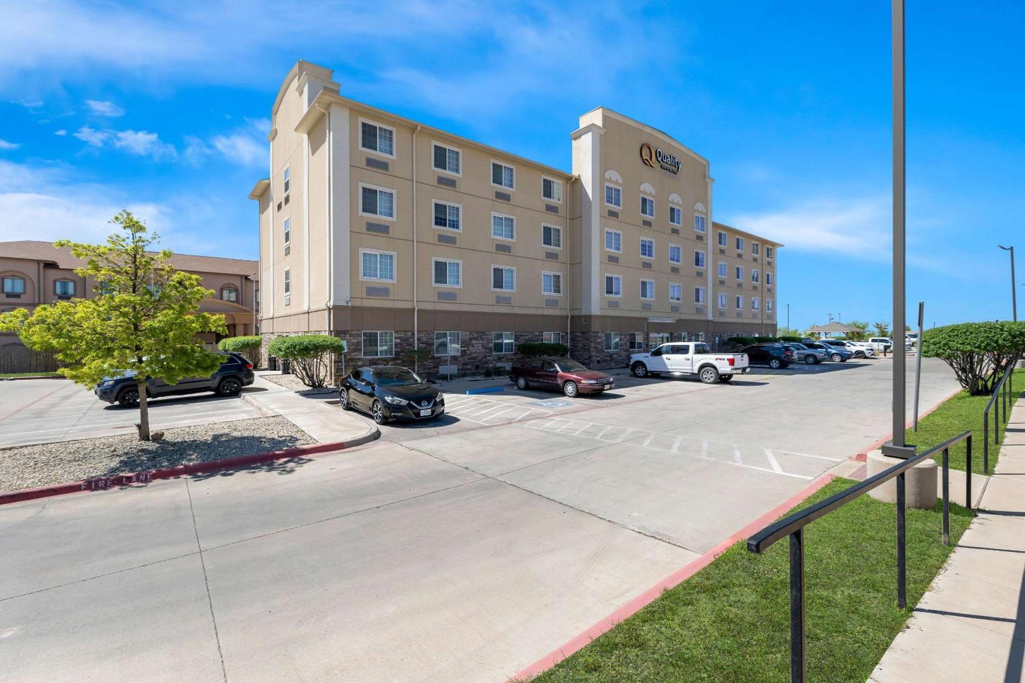 Quality Inn & Suites Big Spring Extérieur photo